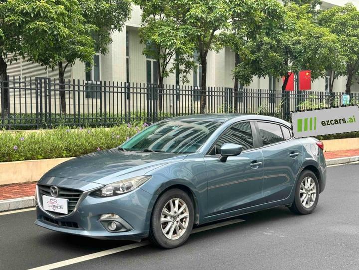 3 Axela 2016 Sedan 1.5L AT Comfort