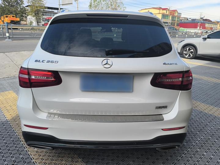 GLC 2018 Facelift GLC 260 4MATIC Luxury photo 5