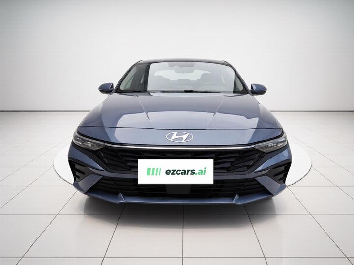 Elantra 2023 1.5L CVT LUX Premium photo 2
