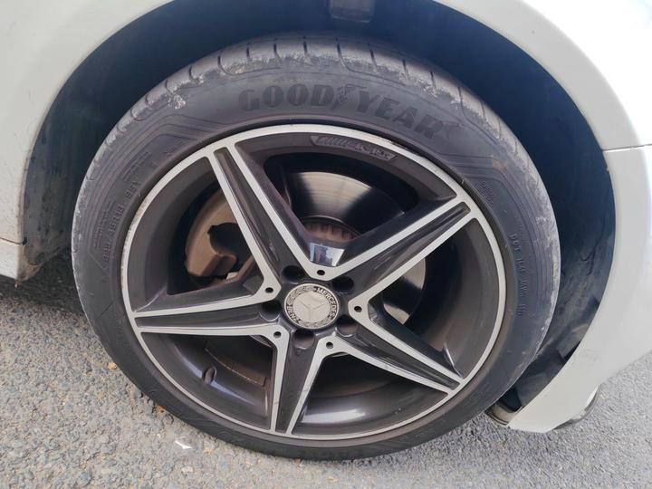 C-Class 2015 C 300 Sport photo 8