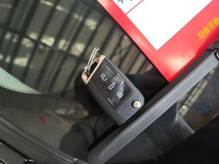 Lavida 2022 1.5L AT photo 8