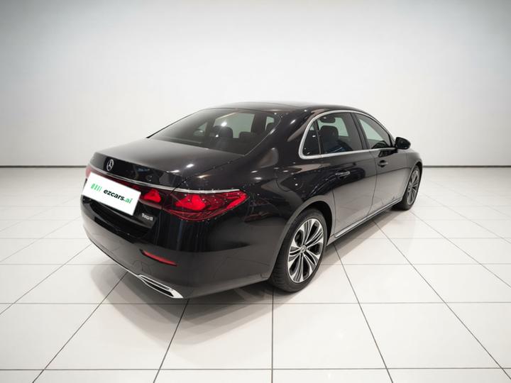E-Class 2026 E 300 L Luxury photo 6