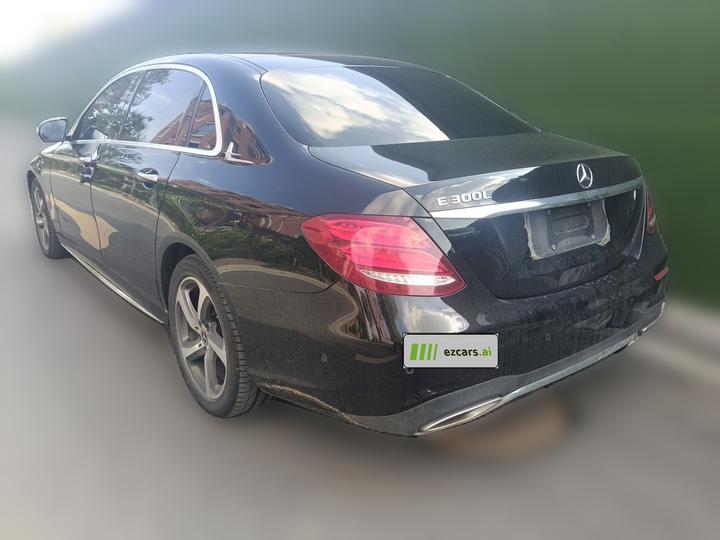 E-Class 2019 Facelift E 300 L Sport Luxury photo 4