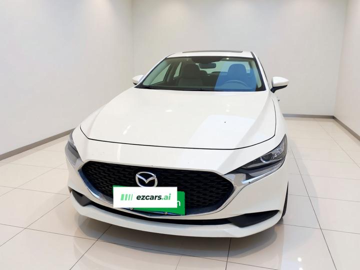 3 Axela 2021 2.0L AT photo 2