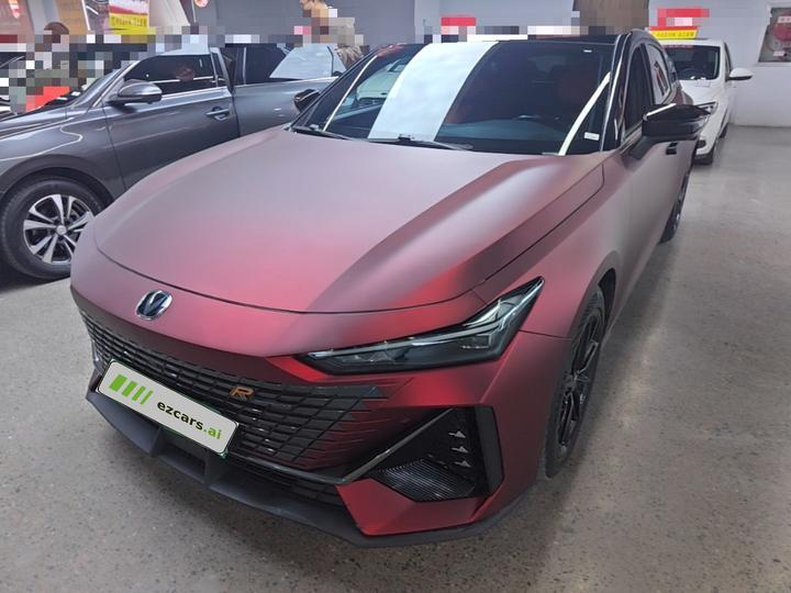 UNI-V 2022 1.5T Premium