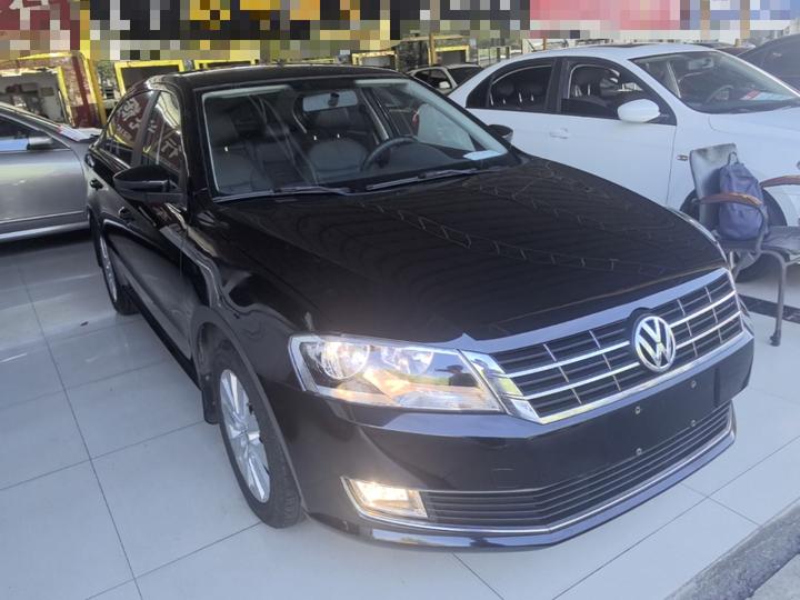 Lavida 2013 Facelift Classic 1.6L AT Comfort photo 3