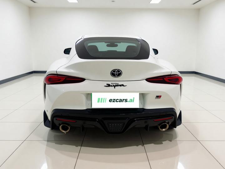 2021 GR SUPRA 3.0T Standard photo 5