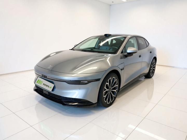 007 2024 RWD ADAS 100kWh