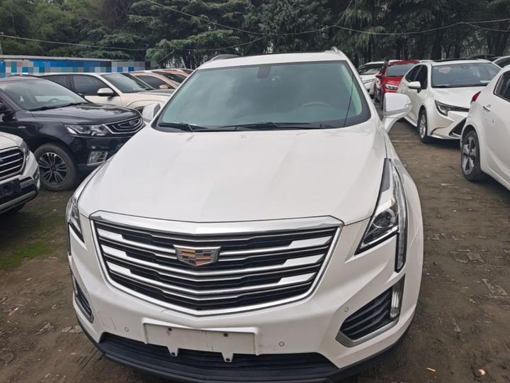 XT5 2018 25T Luxury photo 2