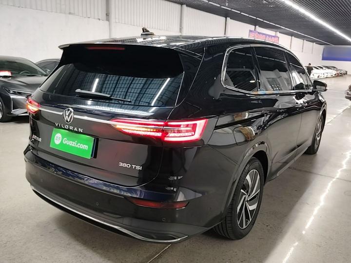 Viloran 2023 380TSI photo 4