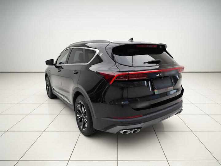 X70 PLUS 2021 Facelift 1.5T DCTPRO 5-Seater photo 4