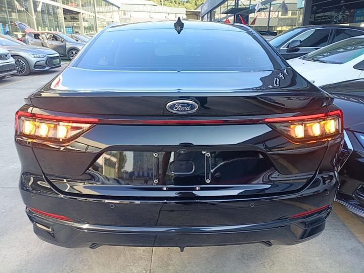 Mondeo 2023 1.5T E- Hybrid Luxury photo 3