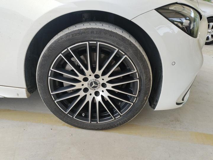 C-Class 2023 Facelift C 260 L photo 8