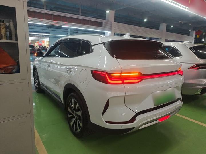 Song PLUS EV 2023 Champion DM-i 110KM Flagship photo 4