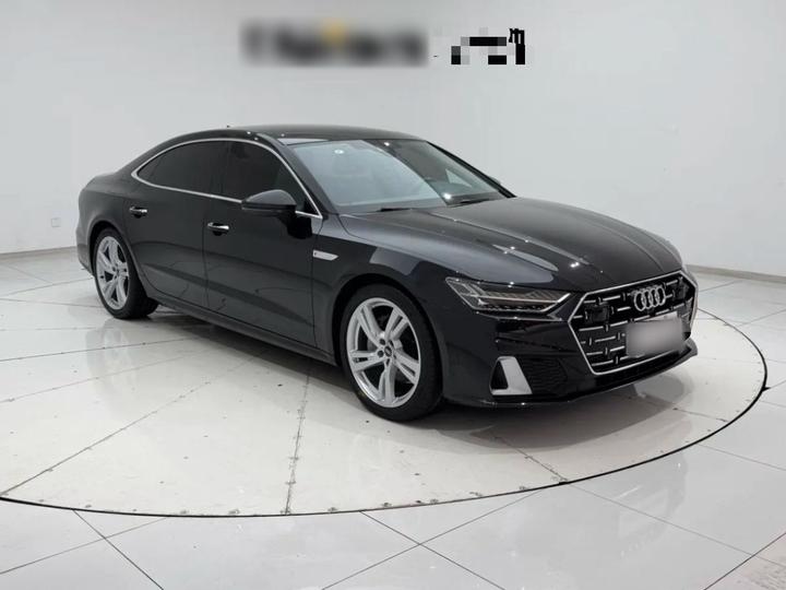 A7L 2022 45 TFSI S-line photo 3