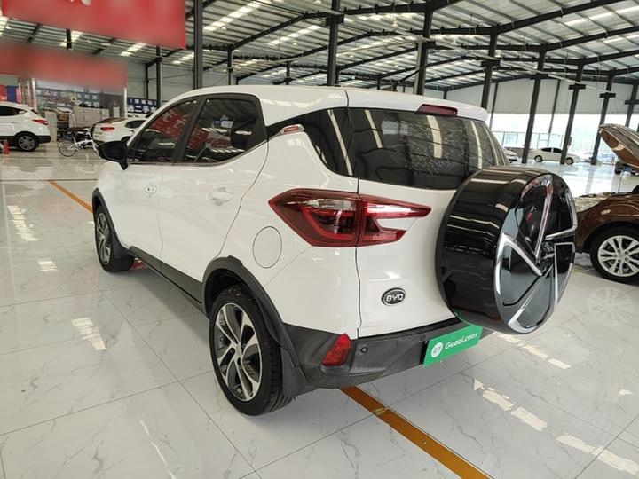 Yuan 2017 1.5L AT photo 4