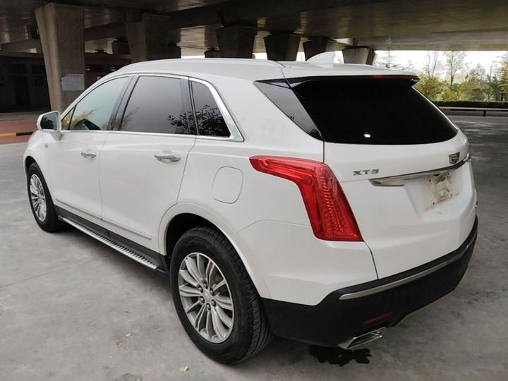 XT5 2016 25T Tech photo 4