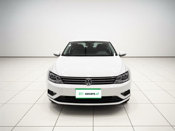 Lamando 2017 230TSI DSG photo 2