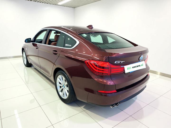 5 SeriesGT 2015 528i Leading photo 4