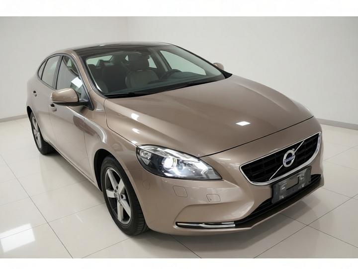 V40 2016 T3 photo 3