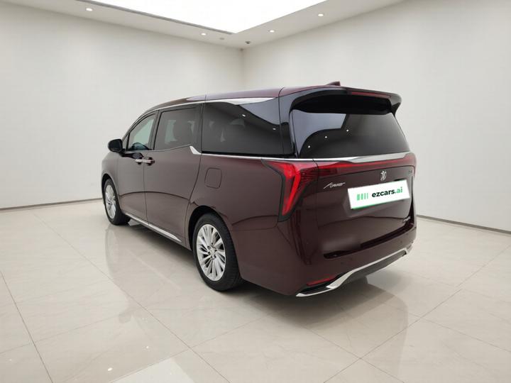 2023 2.0T 7-Seater photo 4