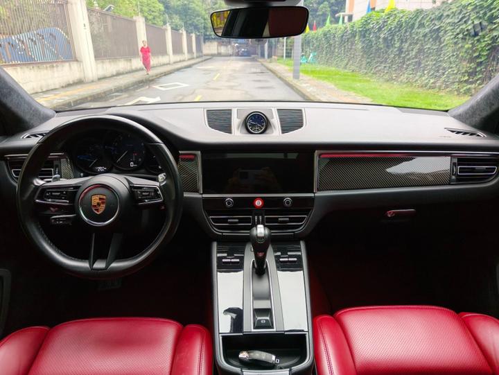 2022 Macan 2.0T photo 4