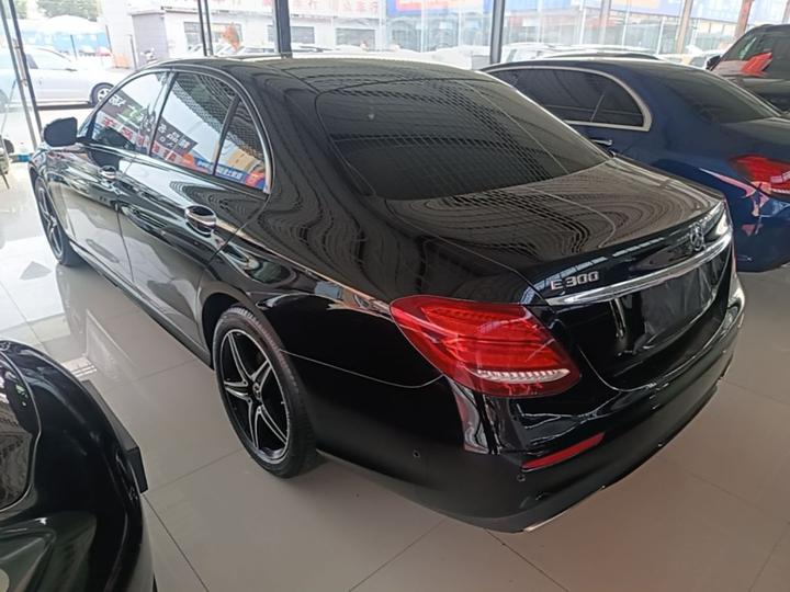 E-Class Imported 2020 E 260 Sport photo 4
