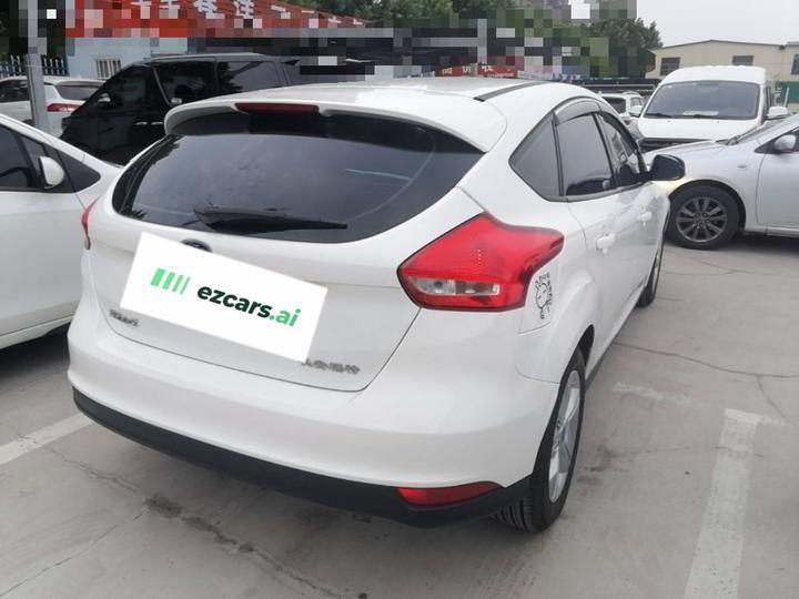 Focus 2017 Hatchback 1.6L AT Comfort photo 4