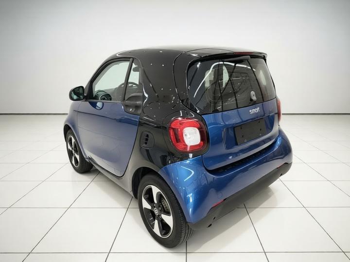 fortwo 2018 1.0L 52 Coupe China V photo 4
