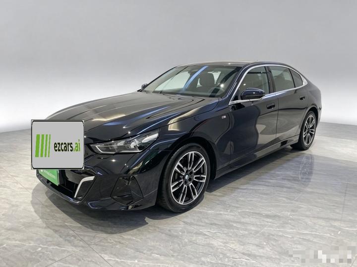 5 Series 2025 530Li Leading M Sport Package