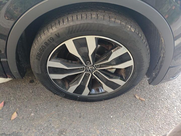 Tiguan L 2022 330TSI AT RWD R-Line photo 8