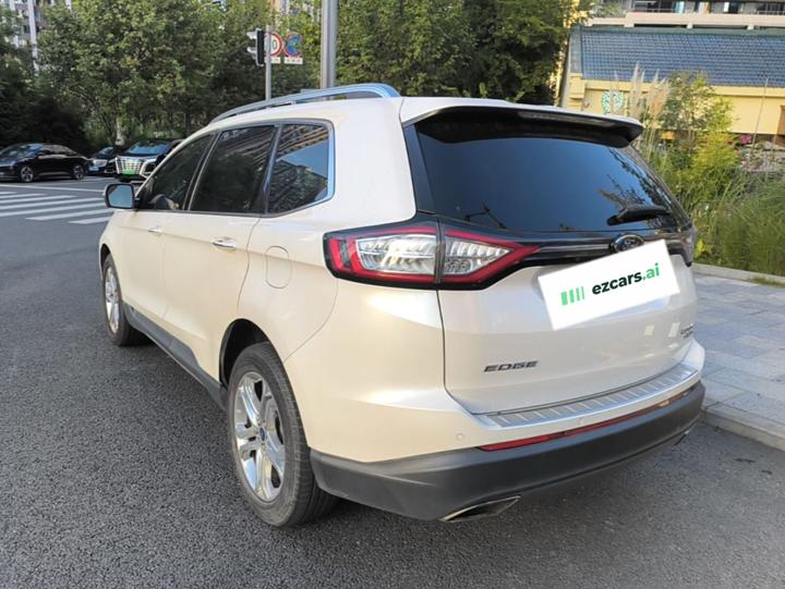 Edge 2016 EcoBoost 245 AWD 7-Seater photo 4
