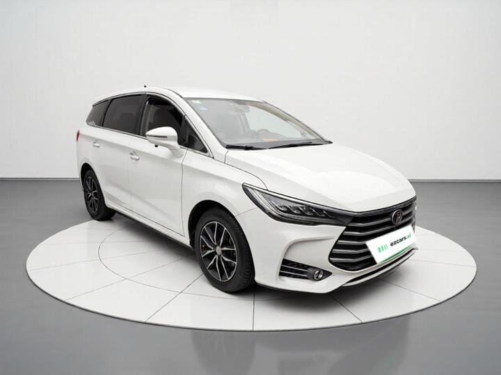 Song MAX 2017 1.5T AT Connected Luxury 7-Seater photo 3