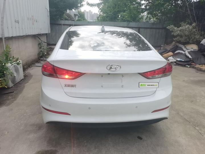 Elantra 2019 1.5L CVT Smart Elite photo 3