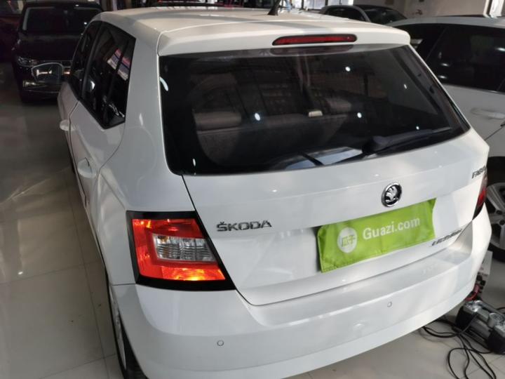 Fabia 2017 1.4L AT photo 3