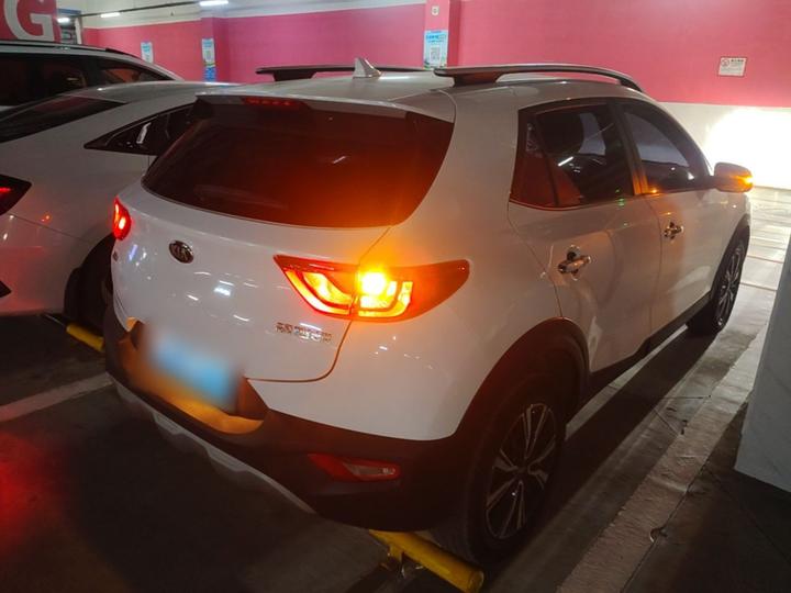 Stonic 2021 1.4L CVT photo 4