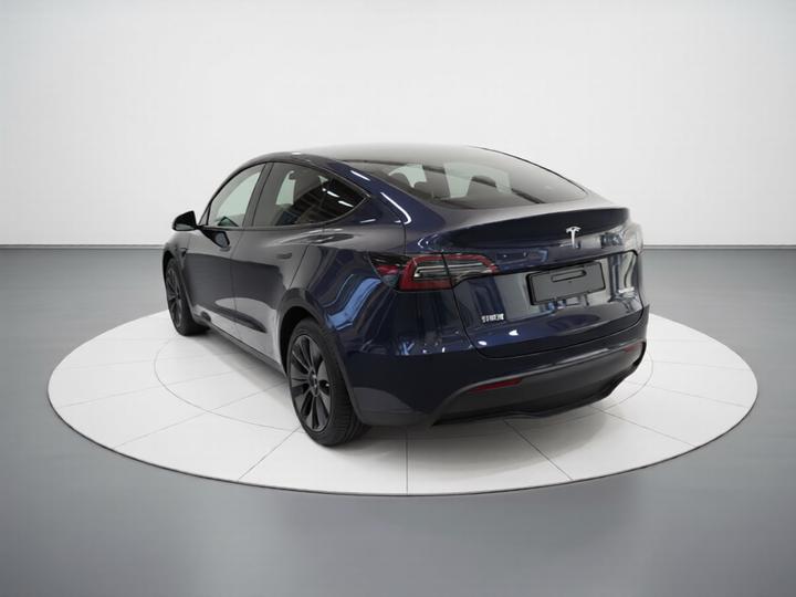 Model Y 2024 RWD photo 4