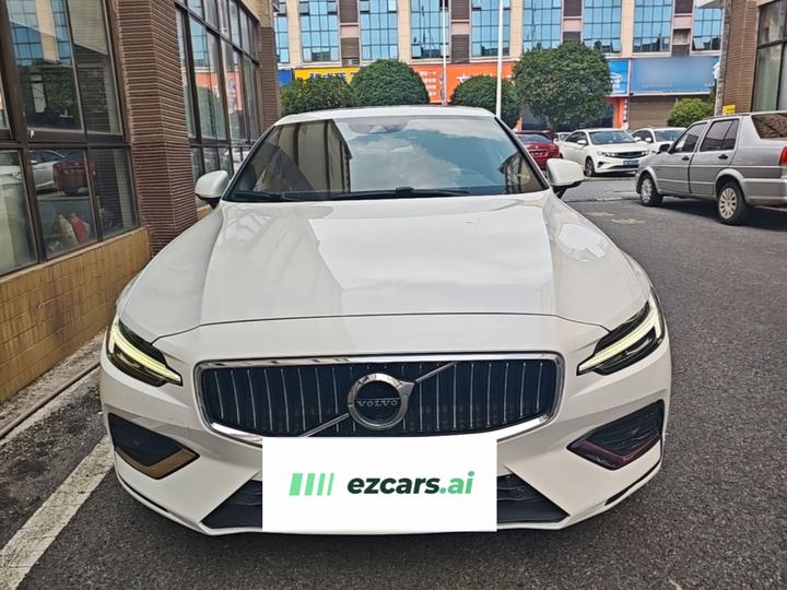 S60 2020 T4 Luxury photo 2
