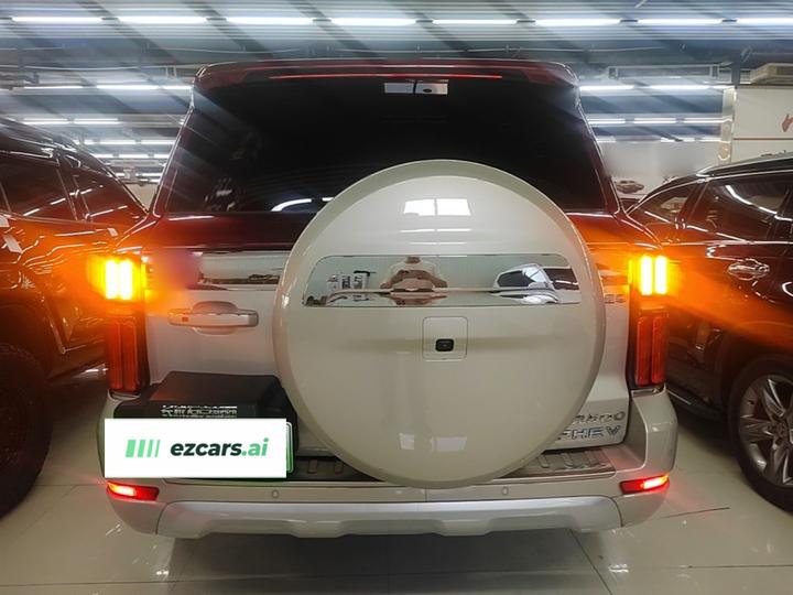 500 EV 2023 Hi4-T photo 3