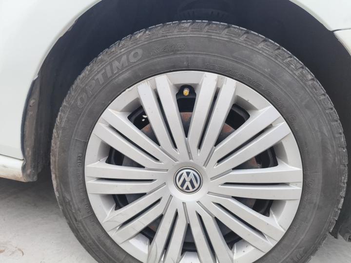 Polo 2016 1.6L AT Comfort photo 8