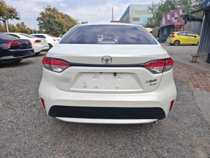 Levin 2019 185T CVT Luxury China VI photo 3