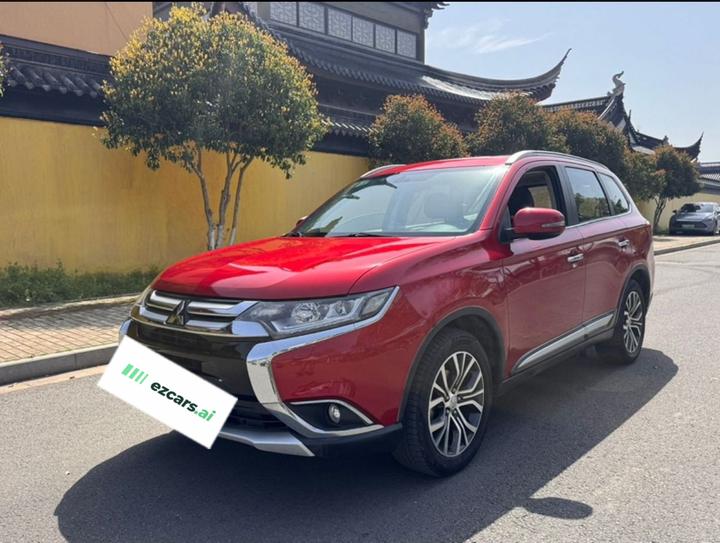 Outlander 2016 2.4L AWD Luxury 7-Seater