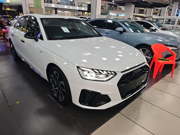 A4L 2023 40 TFSI Luxury Dynamic photo 3