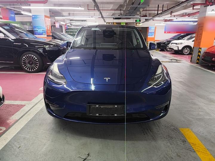 Model Y 2021 Long Range AWD photo 2