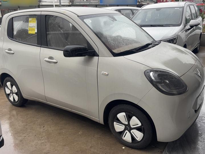 Hongguang MINIEV 2025 4th Gen 4-Door Advanced photo 4