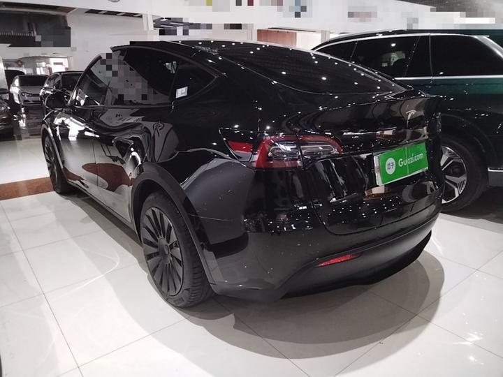 Model Y 2022 Facelift RWD photo 4