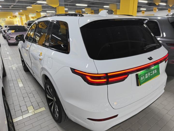 Li Auto ONE 2020 EREV 6-Seater photo 4