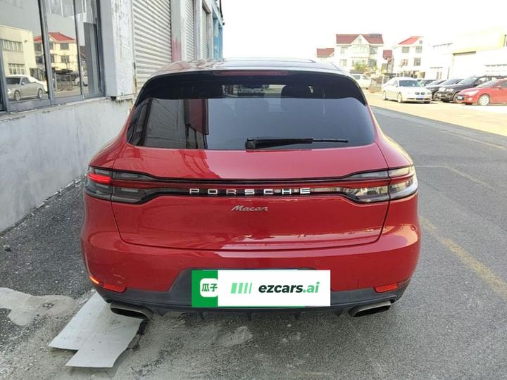 2018 Macan 2.0T photo 3