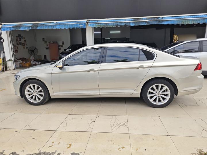 Magotan 2017 330TSI DSG Leading photo 4