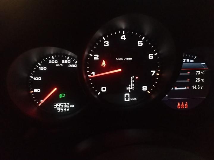 2021 Macan 2.0T photo 3